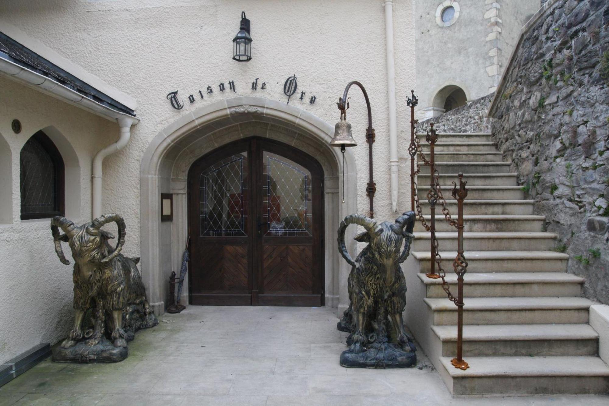 Auberge Toison D'Or Cette-Eygun Exterior photo